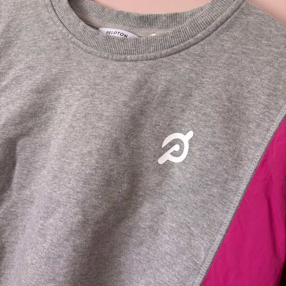💙Peloton Sweatshirt/Windbreaker - Picture 4 of 9